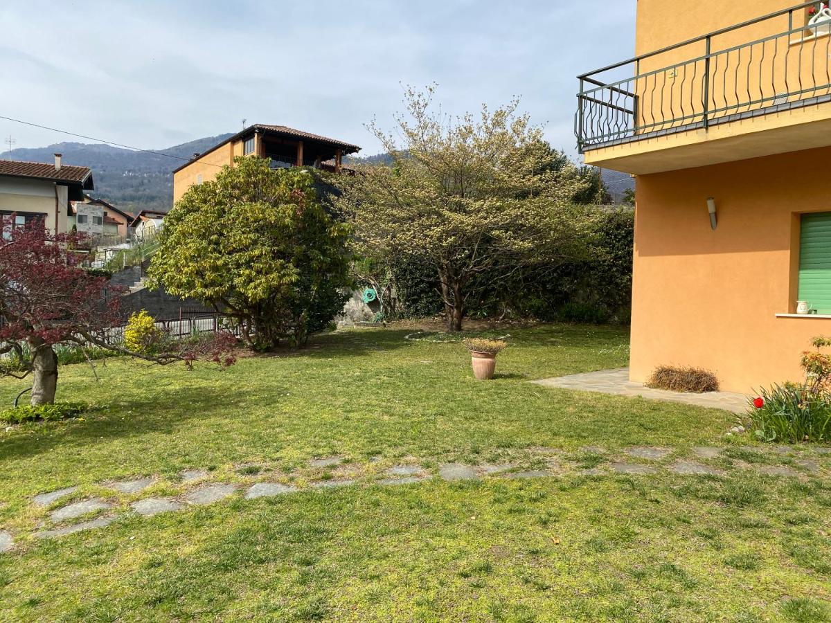 Casa Vacanza Veronica Con Giardino Вербания Экстерьер фото